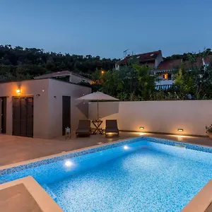 Guest house 2nightstudios